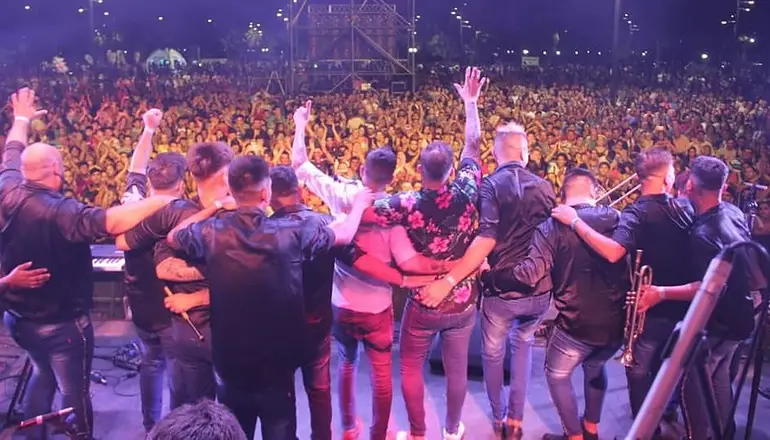De tocar para casi 100 mil personas a vender sánguches: el reinventarse de la banda sanjuanina más popular