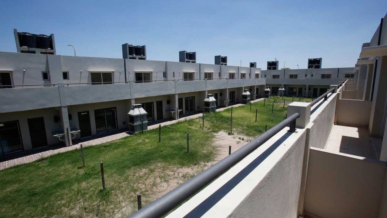 El Comité de Procrear adjudicará viviendas creadas hasta 2015 y abandonadas por el macrismo