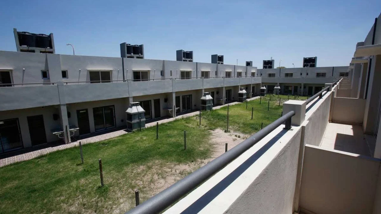 El Comité de Procrear adjudicará viviendas creadas hasta 2015 y abandonadas por el macrismo