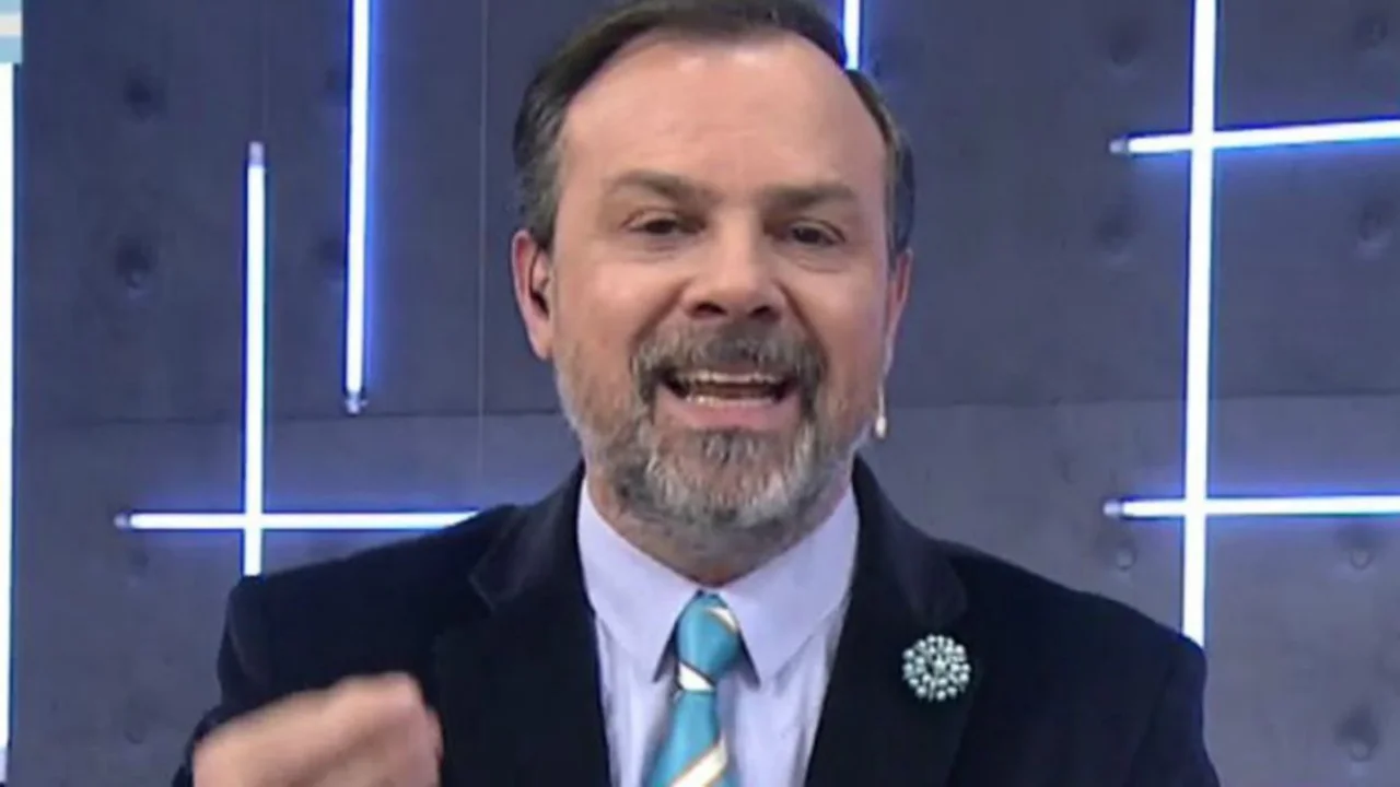 El picante cruce entre Gustavo Sylvestre y un político anticuarentena