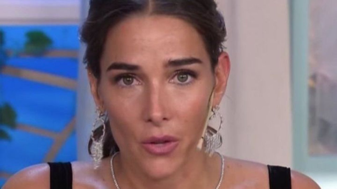 "No puedo más": la confesión de Juana Viale en La noche de Mirtha