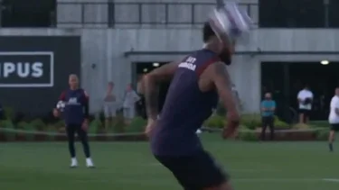VIDEO: La última genialidad de Neymar en un entrenamiento del PSG