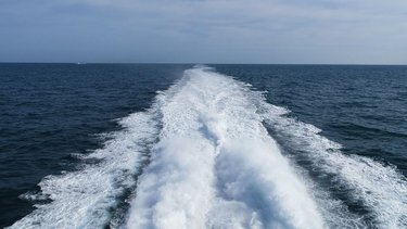 Agua muerta, el fenómeno que aterroriza a barcos y marineros