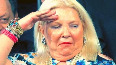Carrió y los votantes "esquiando" a un año de las PASO