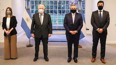 Alberto Fernández: "La vacuna pone a la Argentina en un lugar de tranquilidad" Alberto Fernández: "La vacuna pone a la Argentina en un lugar de tranquilidad"