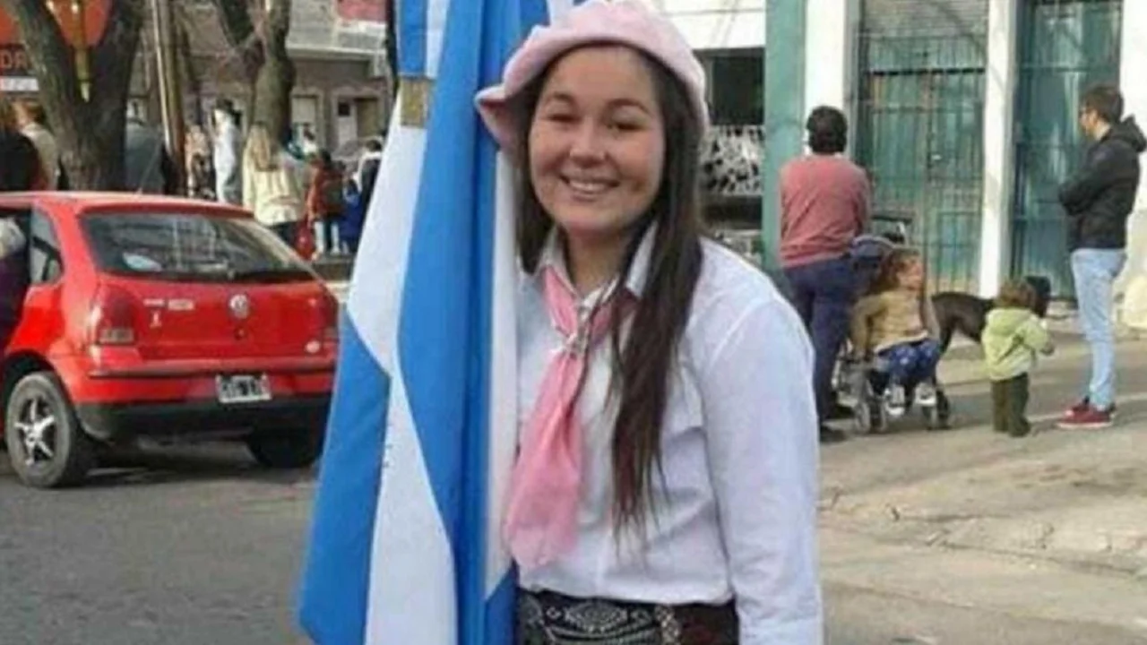 Una adolescente murió de un escopetazo en el tórax en Benito Juárez: su novio fue detenido
