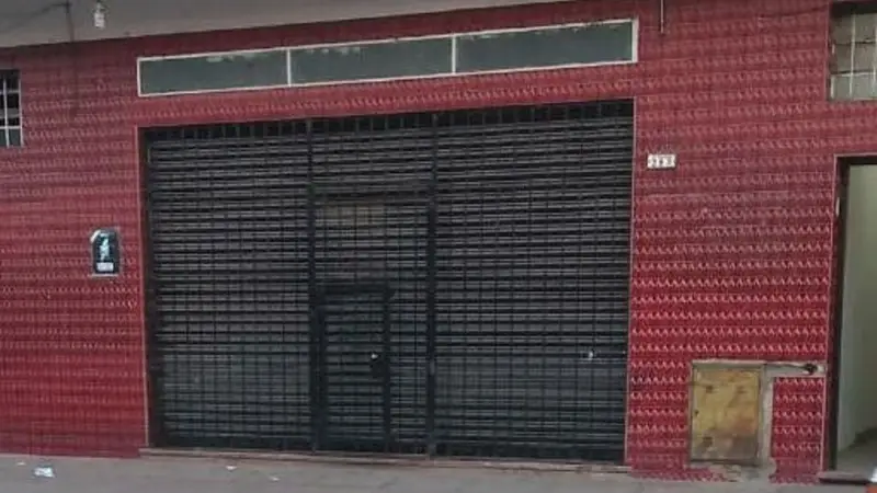 Un hombre se resistió a los tiros a un asalto en su casa: mató a un ladrón e hirió gravemente a su mujer