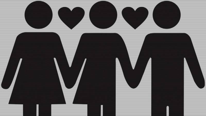 La Justicia avaló que una familia poliamorosa inscriba a su bebé con una mamá y dos papás