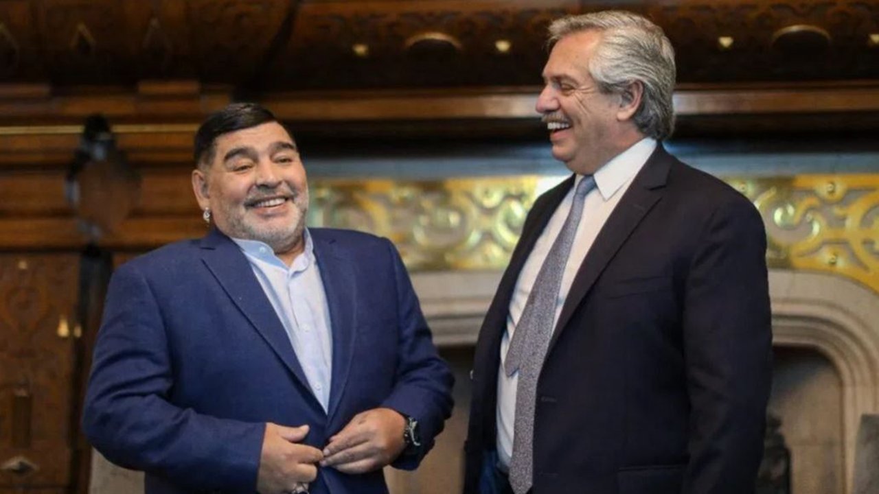 Diego Maradona defendió el impuesto a la riqueza con un emotivo mensaje