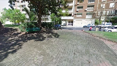 Encuentran un hombre en situación de calle apuñalado en la plaza Barrancas de Belgrano Encuentran un hombre en situación de calle apuñalado en la plaza Barrancas de Belgrano