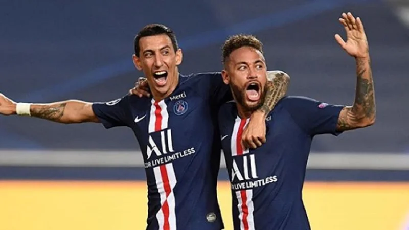 Neymar festejó con Di María el triunfo del PSG y le puso un apodo en pleno vestuario