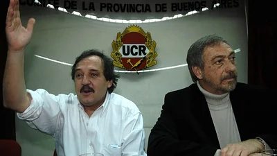 Ricardo Alfonsín y Luis Brandoni Ricardo Alfonsín y Luis Brandoni
