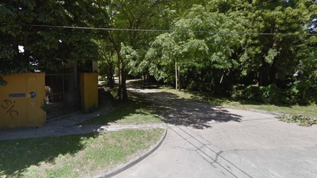Adrogué: un policía hirió de un disparo a un delincuente que quiso robarle junto a otros dos hombres 