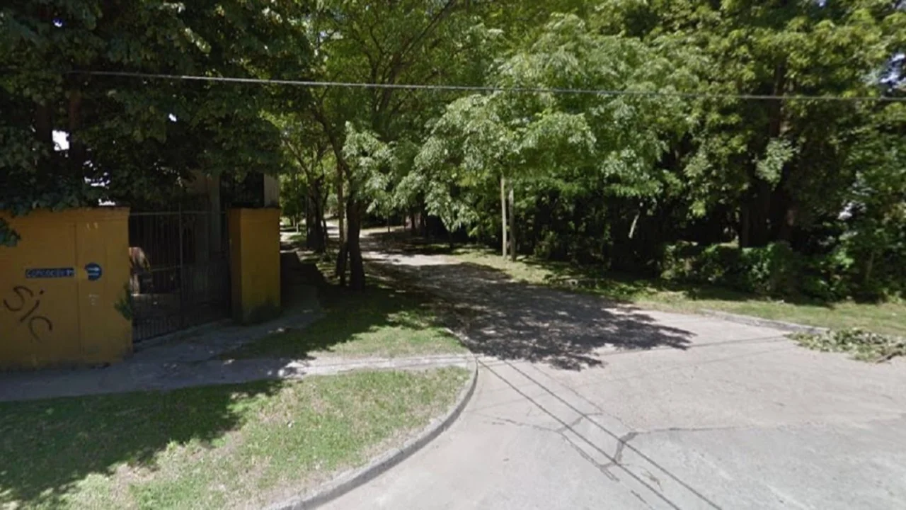 Adrogué: un policía hirió de un disparo a un delincuente que quiso robarle junto a otros dos hombres 