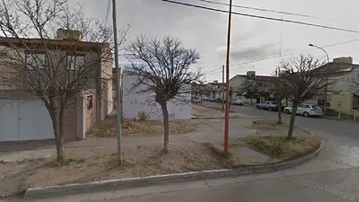 Punta Alta: un joven murió de una puñalada en el cuello y detienen a un adolescente por el crimen Punta Alta: un joven murió de una puñalada en el cuello y detienen a un adolescente por el crimen