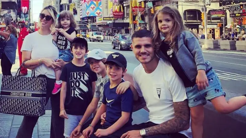 Wanda Nara compró a sus hijos un metegol de cristal valuado en más de 16 mil dólares