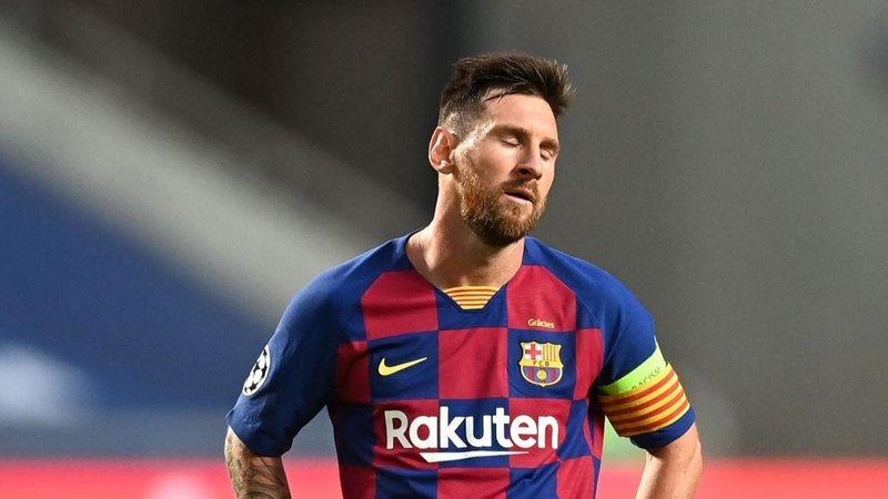 Lionel Messi lamentándose