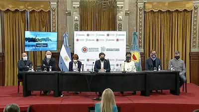 Kicillof, contundente para cuidar la salud: "Es un error abrir de más" Kicillof, contundente para cuidar la salud: "Es un error abrir de más"