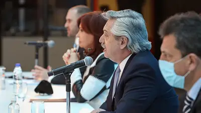 Alberto celebró el canje de deuda externa: "Estamos otra vez de pie y en marcha" Alberto celebró el canje de deuda externa: "Estamos otra vez de pie y en marcha"