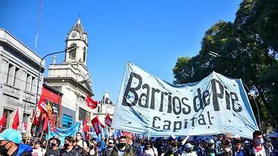 Movimientos sociales se movilizan por techo, tierra y trabajo Movimientos sociales se movilizan por techo, tierra y trabajo