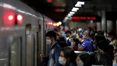 El gobierno modificó cuánta gente puede usar el transporte público El gobierno modificó cuánta gente puede usar el transporte público