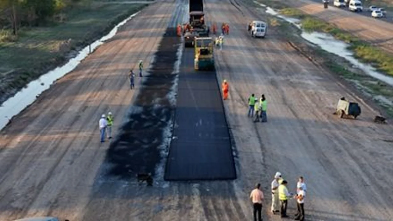 El Gobierno amplía en $ 12.700 millones el presupuesto para obras públicas