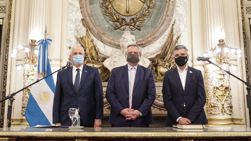 jura juan zabaleta y jorge taiana como ministros de desarrollo social y defensa