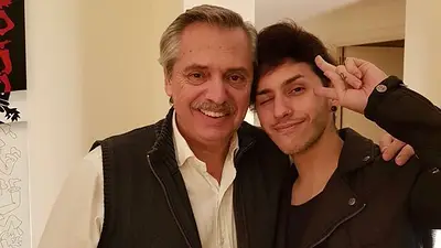 Alberto Fernández y su hijo Tani. Alberto Fernández y su hijo Tani.