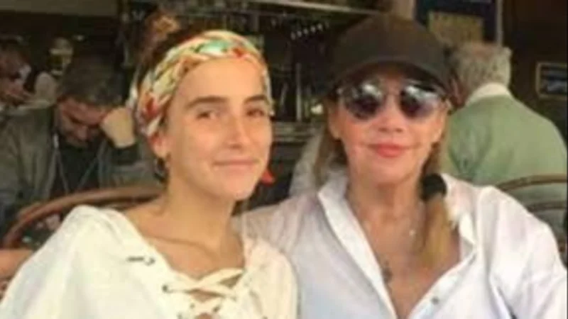 Marcela Tinayre. Ámbar.