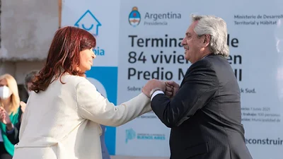 Fuerte apoyo de Cristina a Alberto: "No te enojes, no te pongas nervioso y metele para delante" Fuerte apoyo de Cristina a Alberto: "No te enojes, no te pongas nervioso y metele para delante"