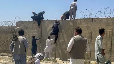 Crisis en Afganistán: los talibanes prometen mantener la paz y los derechos de las mujeres bajo el Islam en un tono conciliador Crisis en Afganistán: los talibanes prometen mantener la paz y los derechos de las mujeres bajo el Islam en un tono conciliador