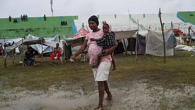 Después del fatal terremoto, en Haití falta ayuda humanitaria y se suman refugiados Después del fatal terremoto, en Haití falta ayuda humanitaria y se suman refugiados