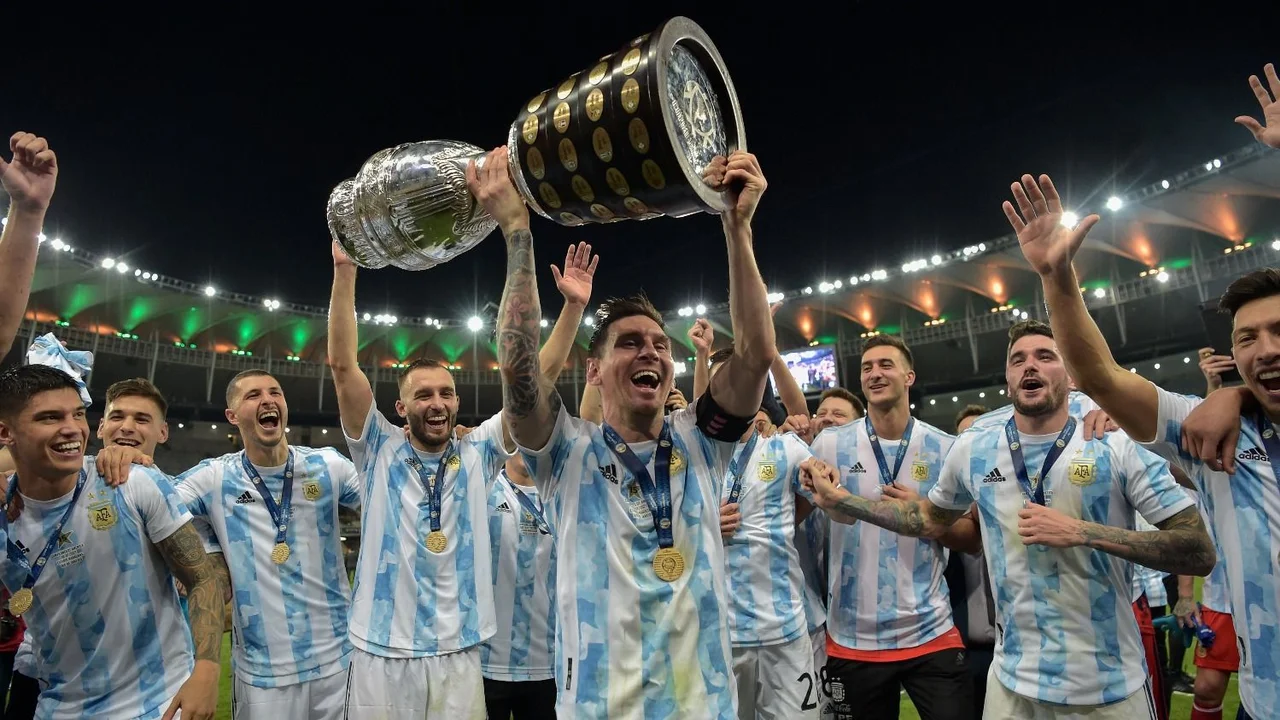 "A muchos se les caían las lágrimas": jugador de la Selección Argentina habló de la arenga de Messi ante Brasil