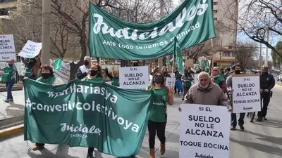 Paritarias 2021: judiciales y personal de Salud presionan al gobierno de Mendoza Paritarias 2021: judiciales y personal de Salud presionan al gobierno de Mendoza