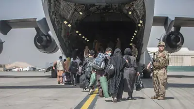 Crisis en Afganistán: el G7 discutirá sobre la fecha límite para la evacuación en "situación de guerra" Crisis en Afganistán: el G7 discutirá sobre la fecha límite para la evacuación en "situación de guerra"