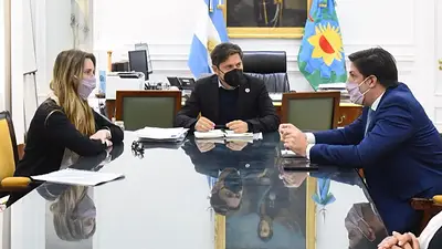 Trotta y Kicillof avanzan en el objetivo de intensificar la presencialidad en las escuelas Trotta y Kicillof avanzan en el objetivo de intensificar la presencialidad en las escuelas