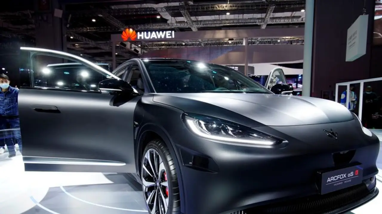 EE.UU. aprueba licencias para vender a Huawei chips para automóviles