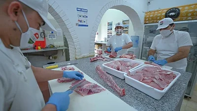 La Rioja: una empresa del Estado produce un millón de kilos de carne de cerdo al mes La Rioja: una empresa del Estado produce un millón de kilos de carne de cerdo al mes