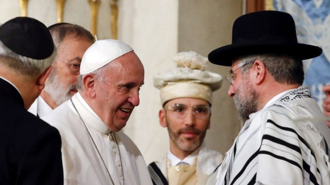 Tensión entre el Vaticano e Israel por comentarios del Papa Francisco sobre la ley judía