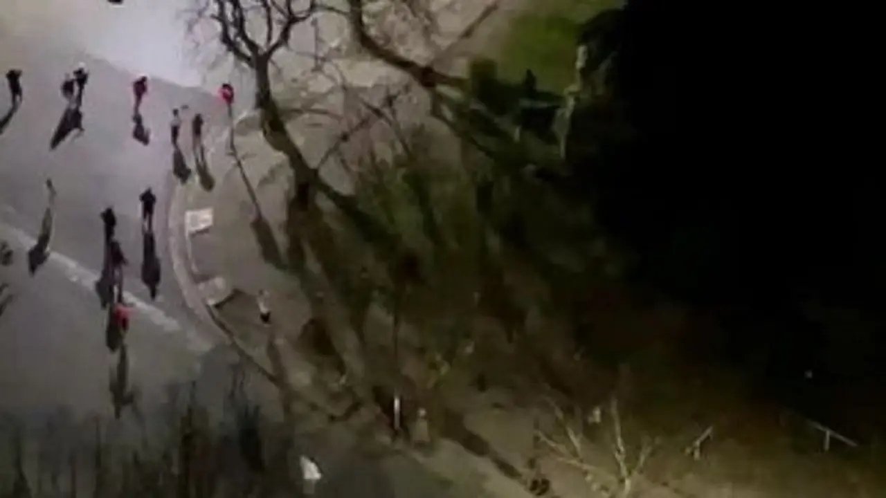 Choque de barras de Estudiantes y Gimnasia en La Plata: heridos y 16 detenidos