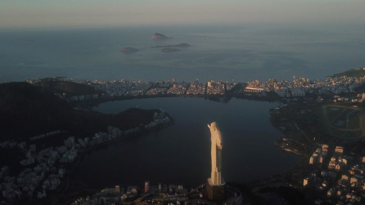 Variante Delta del COVID-19 hace que Río de Janeiro aplace por tiempo indeterminado medidas reapertura