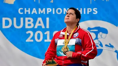 Atleta paralímpica chilena inspira nueva muñeca Barbie Atleta paralímpica chilena inspira nueva muñeca Barbie