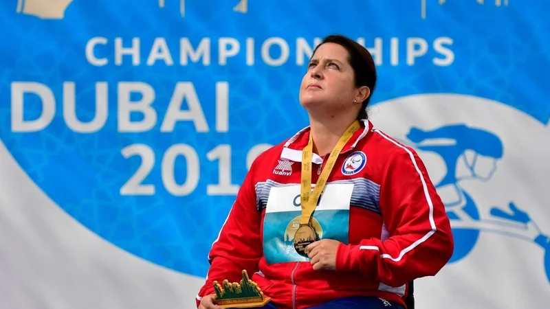 Atleta paralímpica chilena inspira nueva muñeca Barbie
