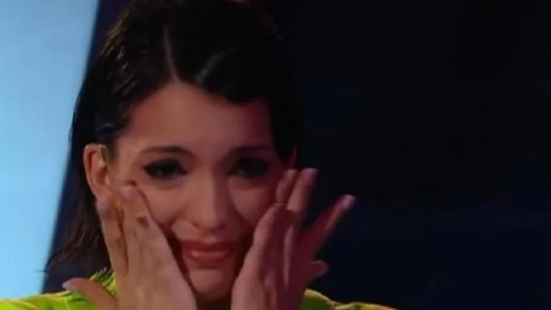 Bianca Cherutti llorando.