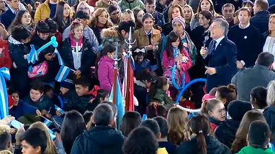Macri en el día de la bandera Macri en el día de la bandera