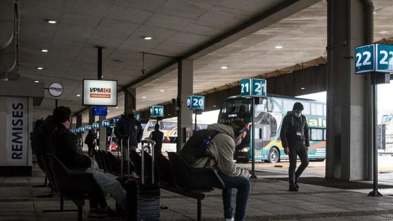 La UTA Comenzó el paro general de micros de larga distancia por 72 horas
