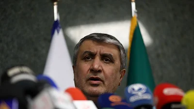 Irán dice que tiene medios técnicos para producir la bomba atómica, pero que no pretende hacerlo Irán dice que tiene medios técnicos para producir la bomba atómica, pero que no pretende hacerlo