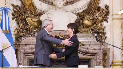 Alberto Fernández le tomó juramento a Marcó del Pont al asumir en Asuntos Estratégicos Alberto Fernández le tomó juramento a Marcó del Pont al asumir en Asuntos Estratégicos
