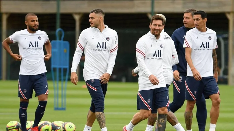 Futból Internacional, PSG, Mauro Icardi, Lionel Messi.
