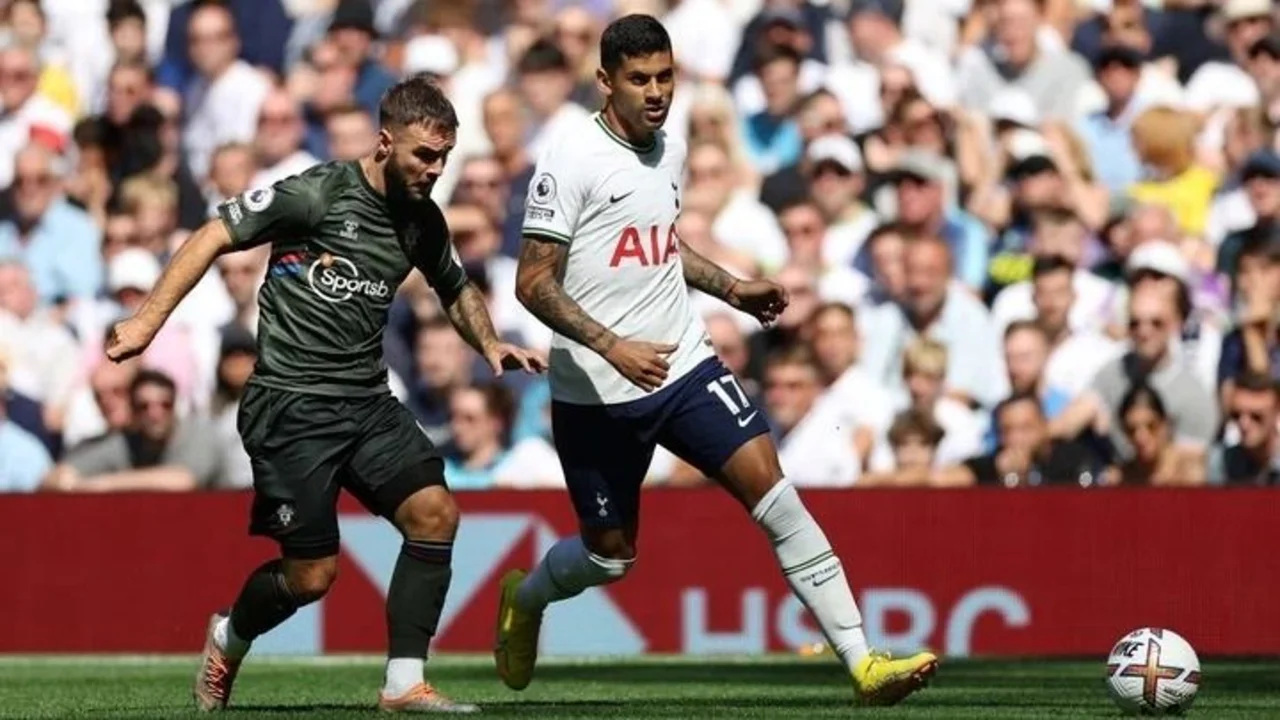 Cristian "Cuti" Romero, Premier League, Tottenham, Selección Argentina. 